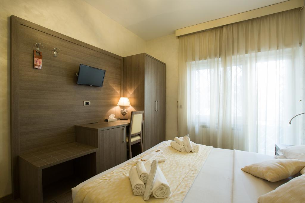 Bed and Breakfast Relais Tiburtina Rom Exterior foto