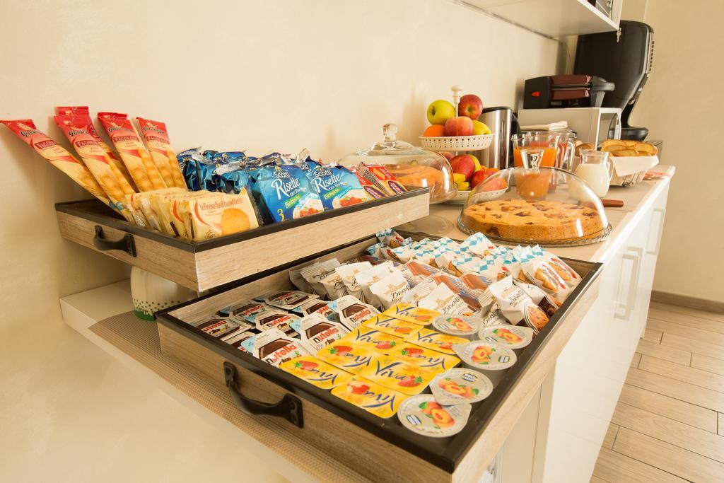 Bed and Breakfast Relais Tiburtina Rom Exterior foto